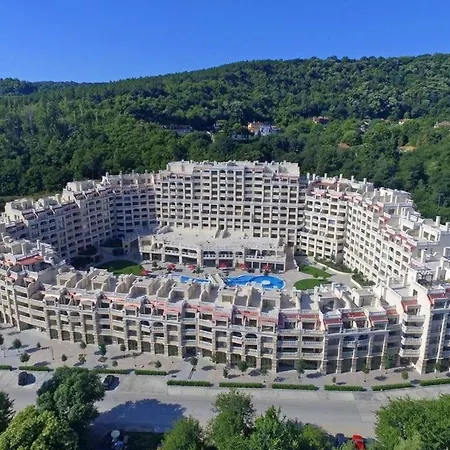 Above The Sea Luxury *