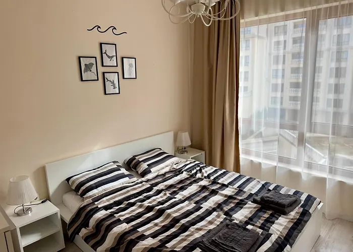 Above The Sea Luxury Apartman *