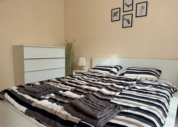 Above The Sea Luxury Apartman