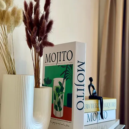 Above The Sea Luxury Apartment Varna