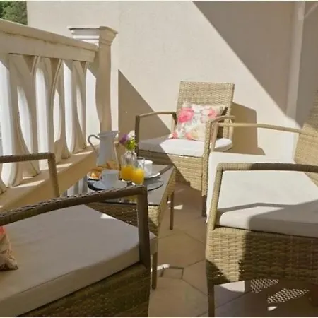 Above The Sea Luxury Apartament *
